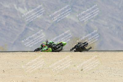 media/Apr-20-2025-CVMA (Sun) [[39090e8767]]/Race 15-Amateur Formula Middleweight/